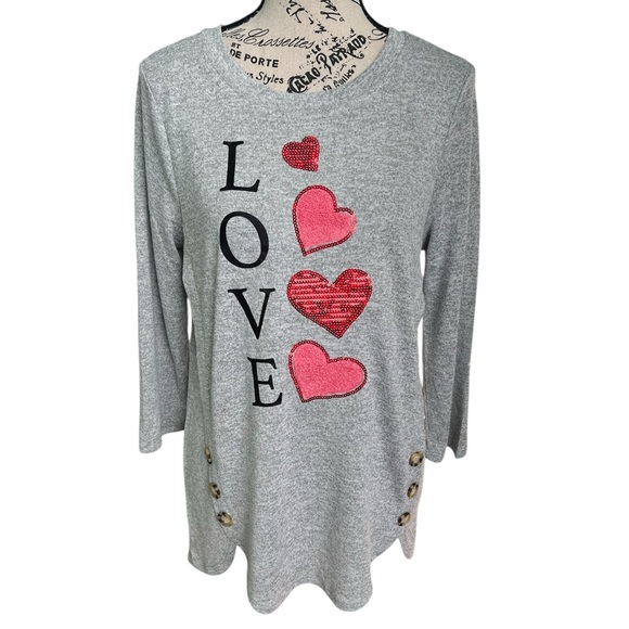Gray Love Heart Women's Top - Picture 3 of 11